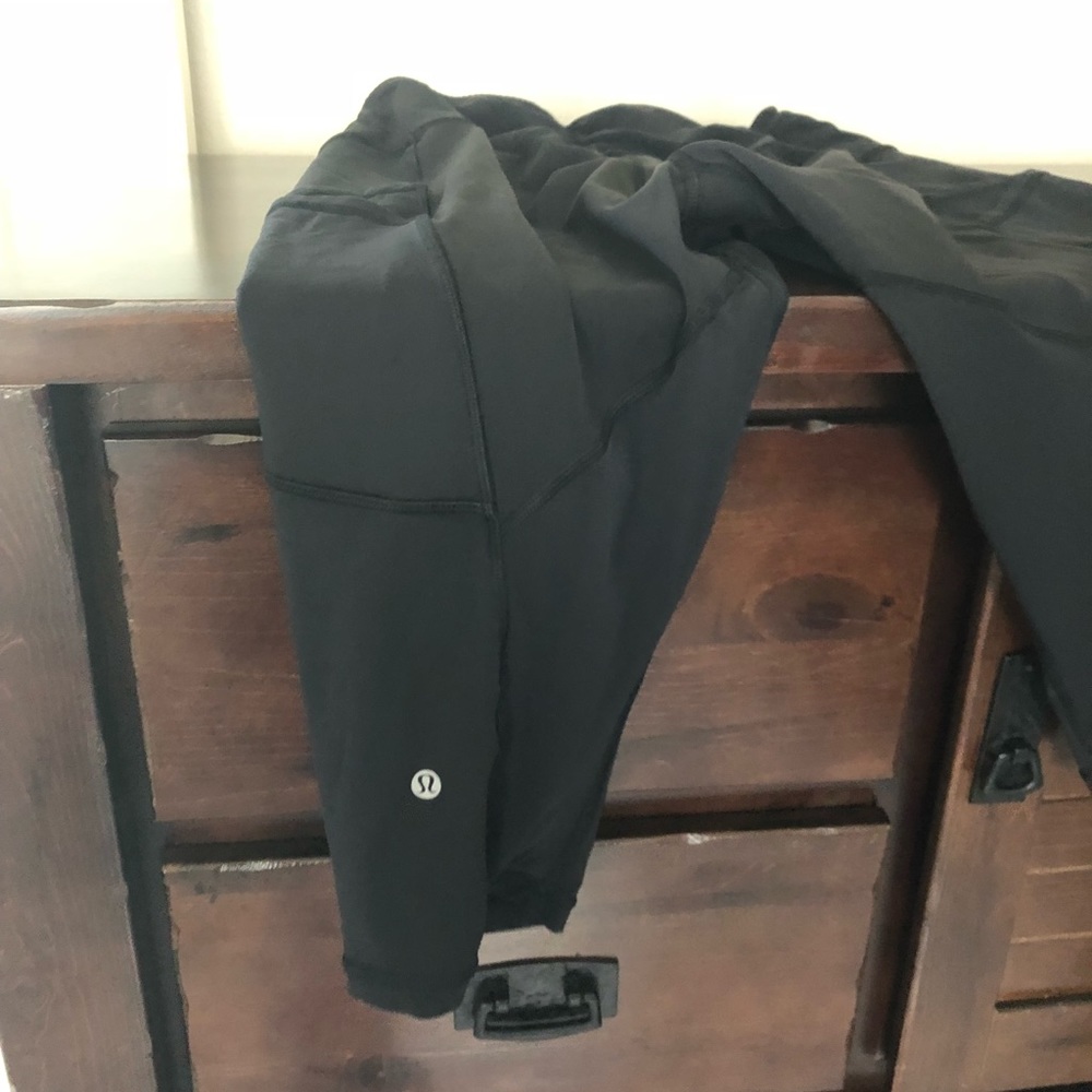 Workout pants - Picture 3 of 3